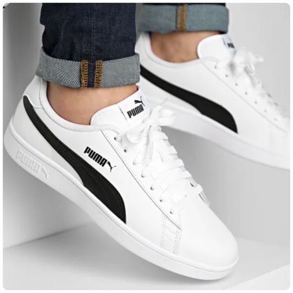 Puma Smash v2 Leather Sneakers - Picture 10 of 13